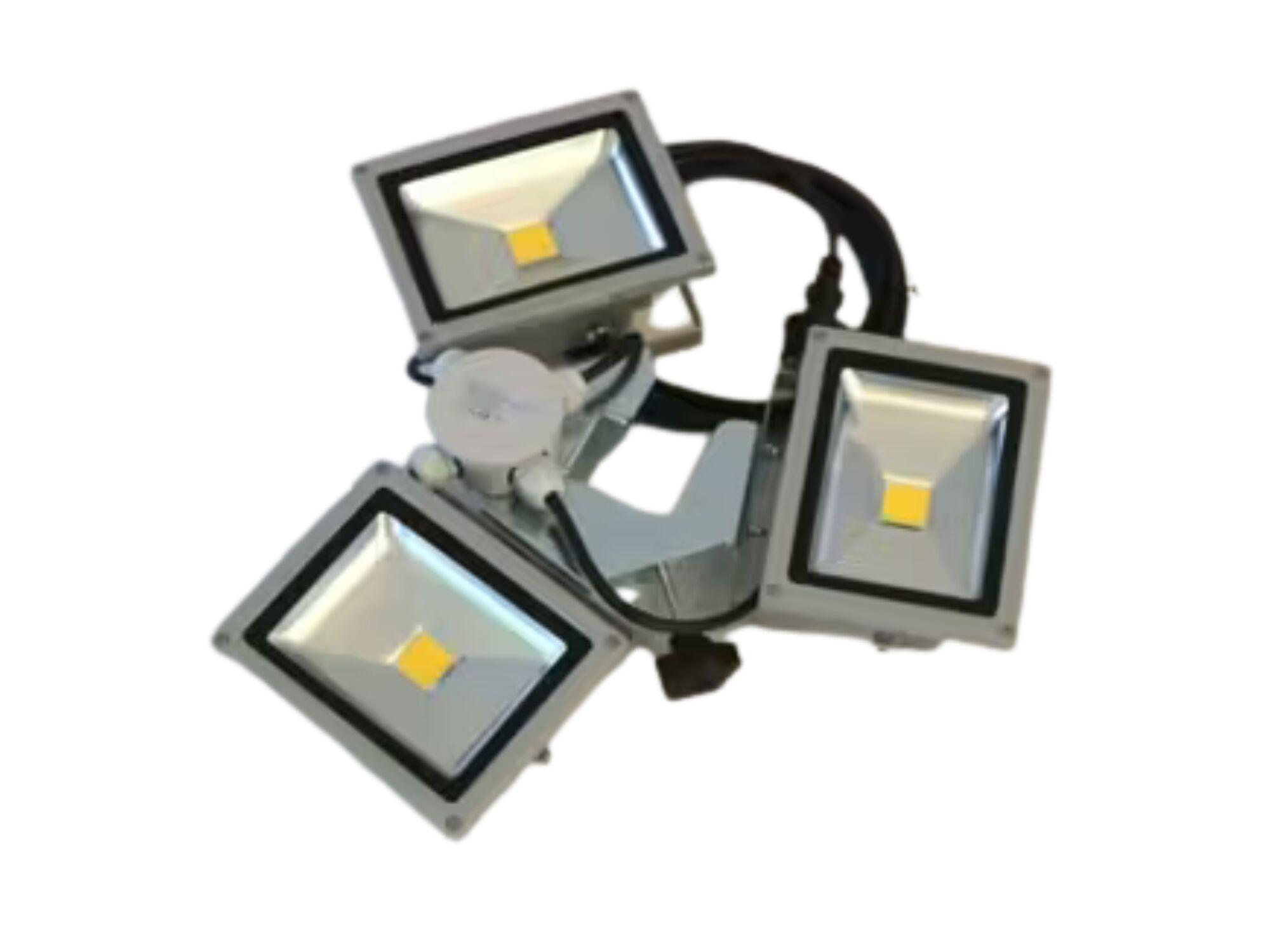 Sistema de iluminación con 3 LED (3 x 20W)