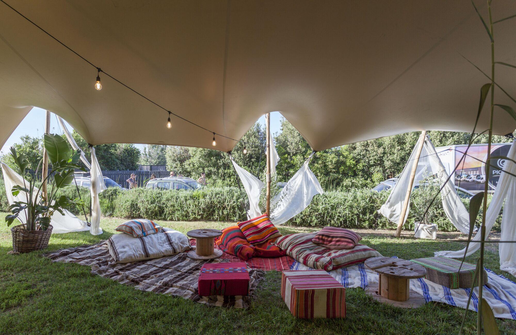 Triflexx stretch tent canvas (560 g/m²) with clamps - 10 x 10,5 m Sand/Sand
