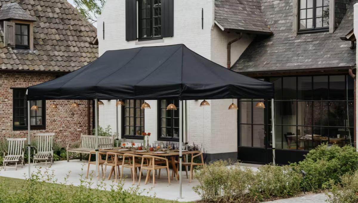 6 reasons why our PVC party tents are more qualitative than other standard party tents
