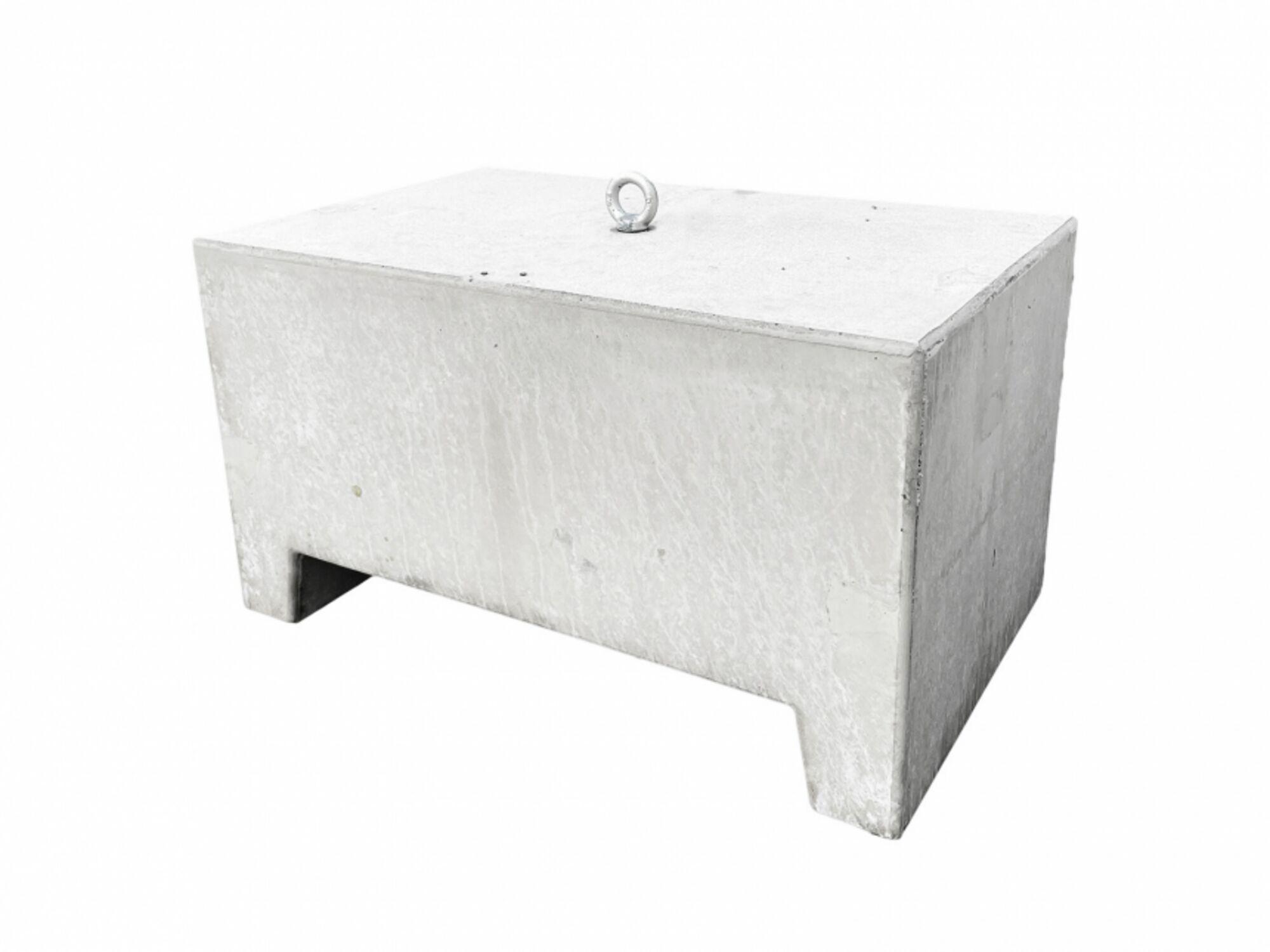 Concrete block - 340 kg (with one eye bolt)