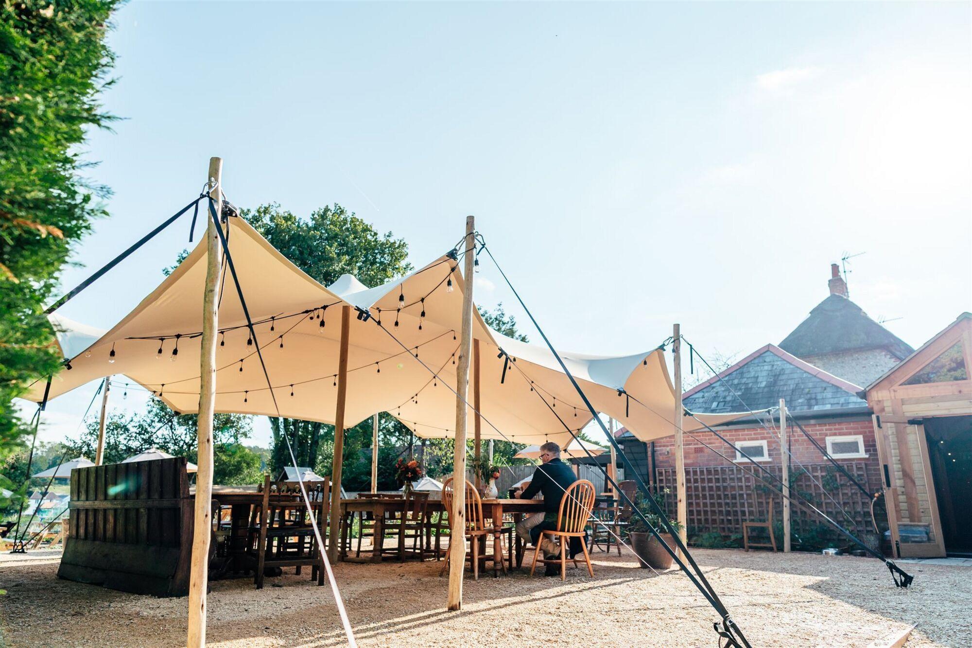 Hiflexx stretch tent canvas (740 g/m²) with clamps - 6,5 x 10 m Sand/Sand
